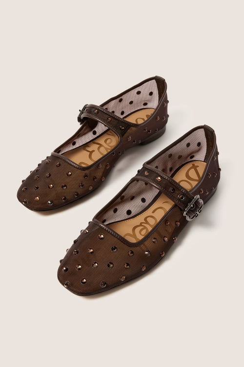 Michaela Shine Flat