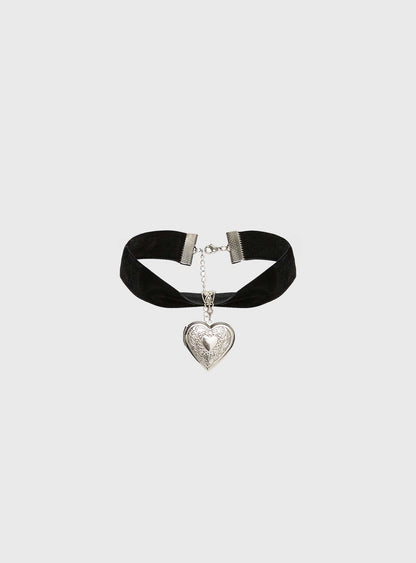 Laike Pendant Necklace Black / Silver